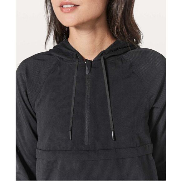 Lululemon Pack Light 1/2 Zip Pullover Jacket- Black Women's Size 2 Lightweight - Picture 2 of 15